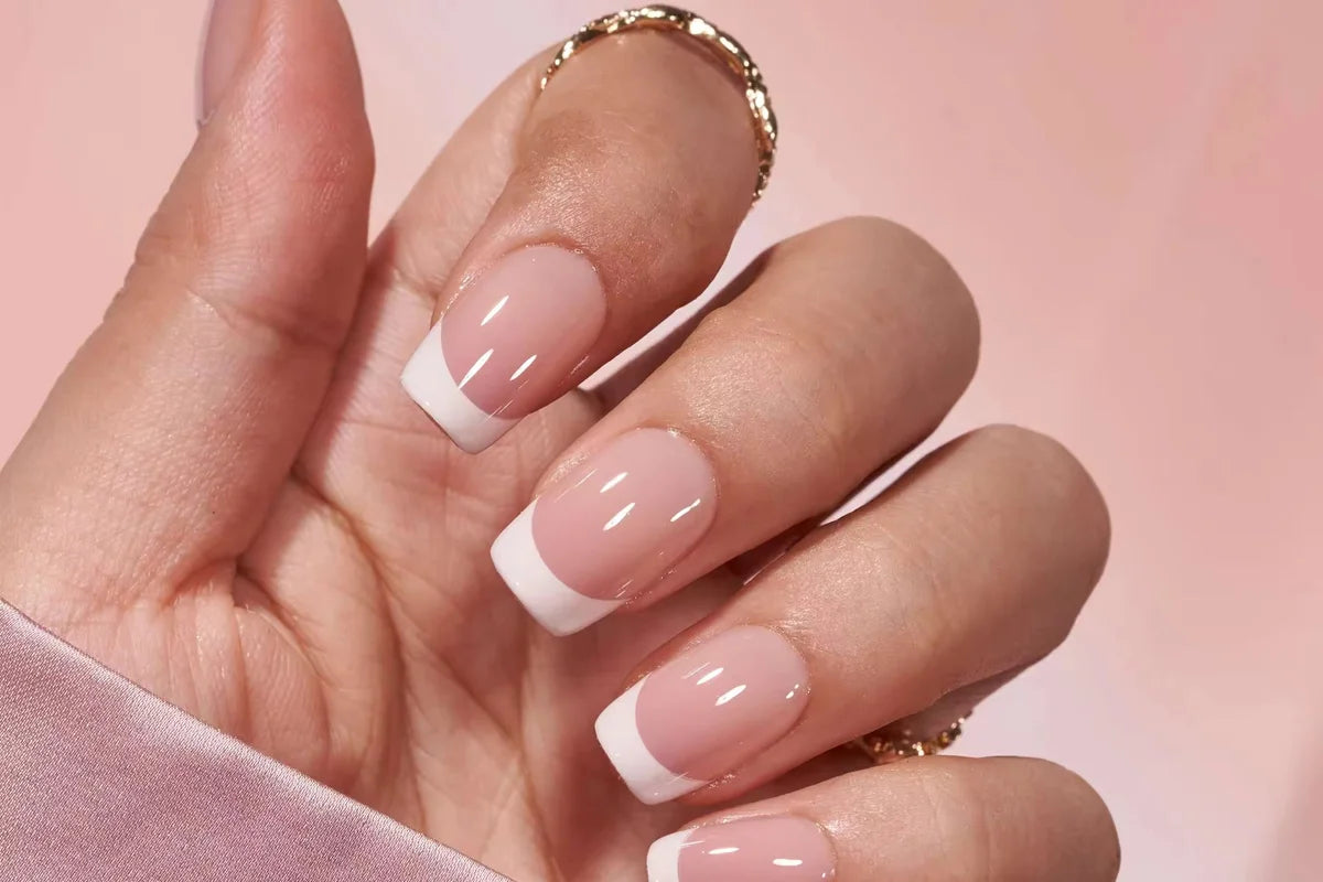 Matcha nagellackfärgen med hudtonen – guide för dina XNails press-on naglar