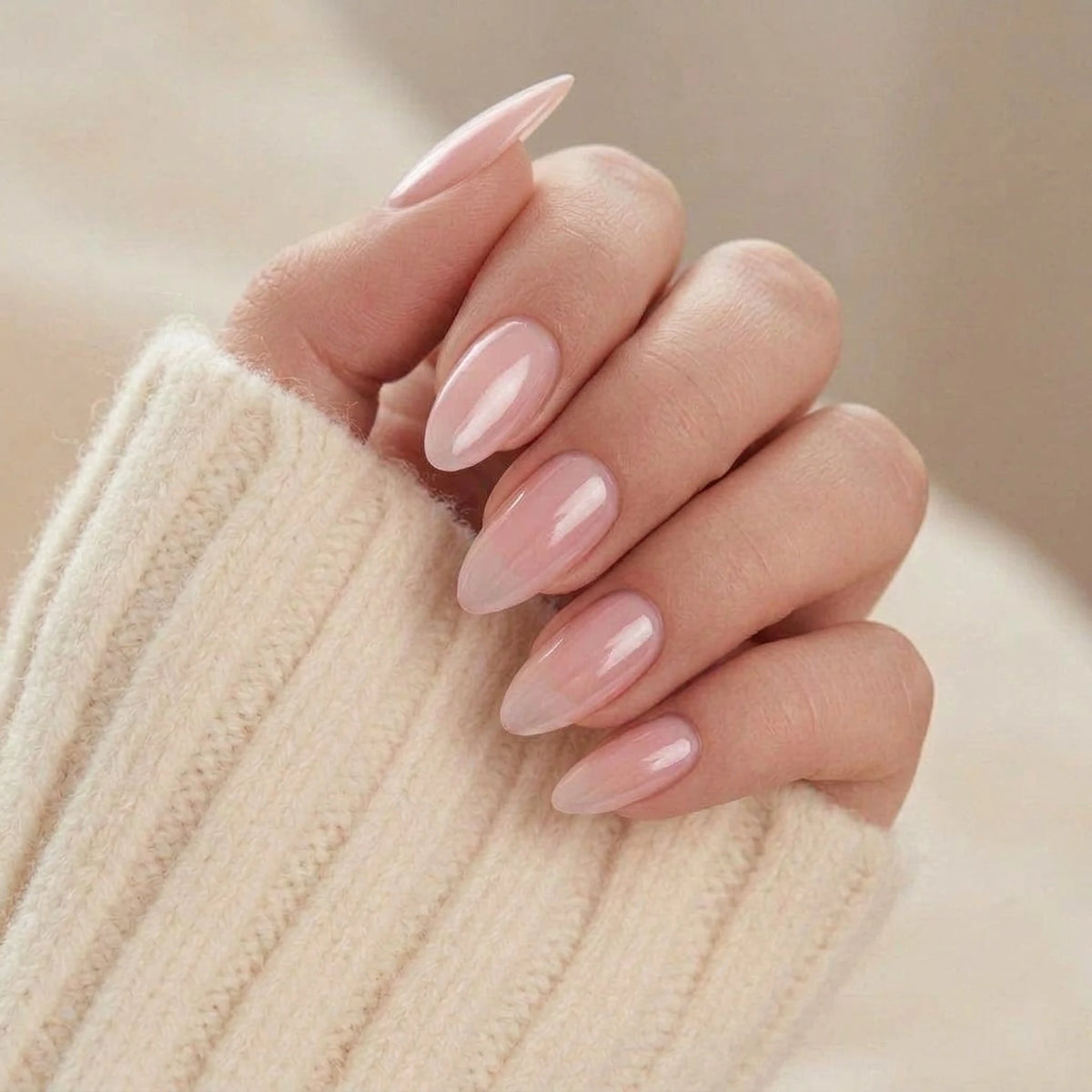 Pinkie Pearl Press-on-Nägel in langer Mandelform, rosa Perlmutt
