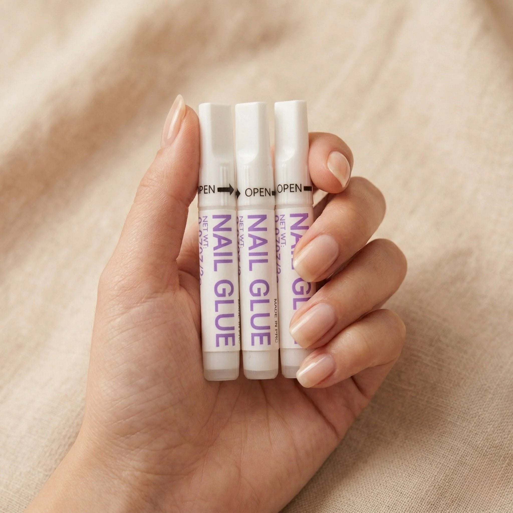 XGlue nagellim 3-pack i hand – starkt lim för press-on naglar med precisionsmunstycke