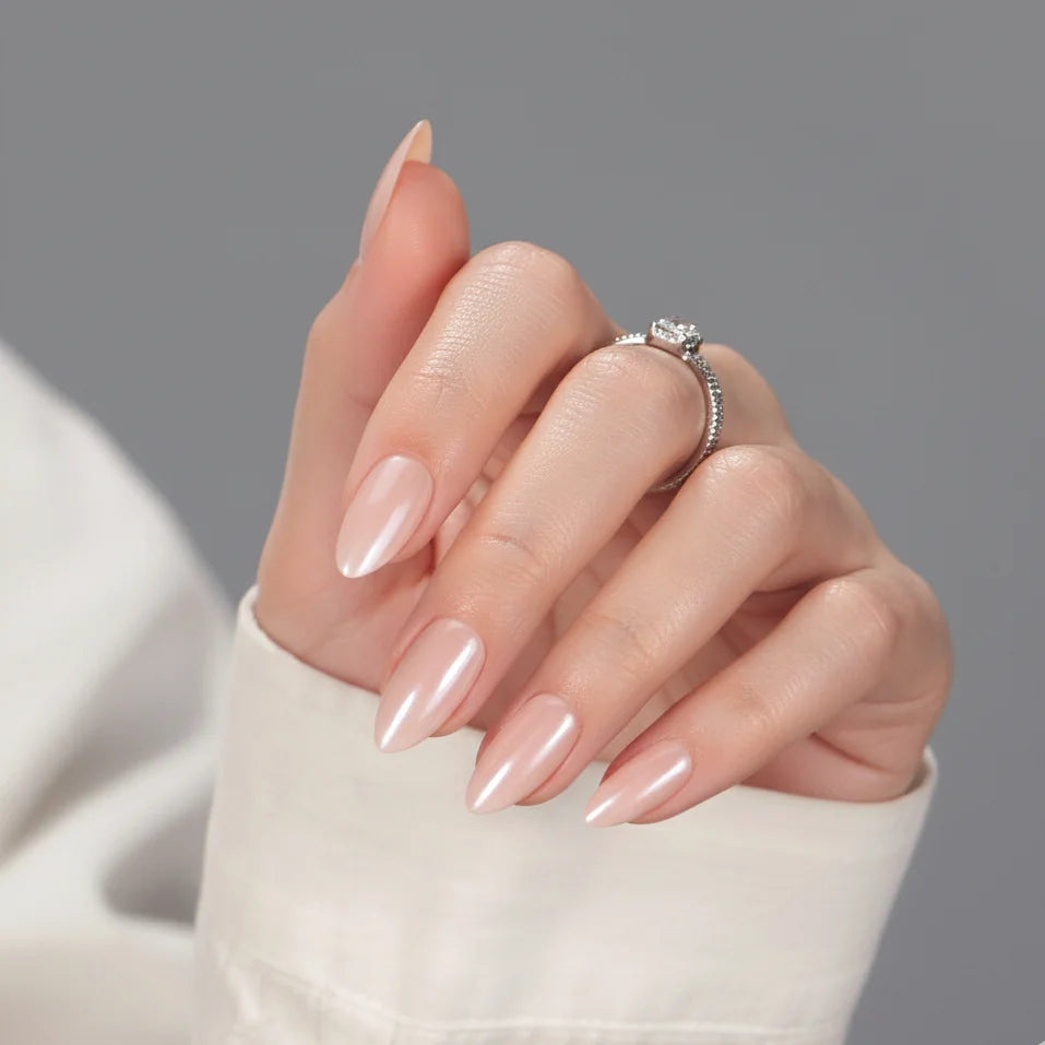 Heavenly Halo mandelformede løsnegle nude pearl chrome med sølvring i diamant