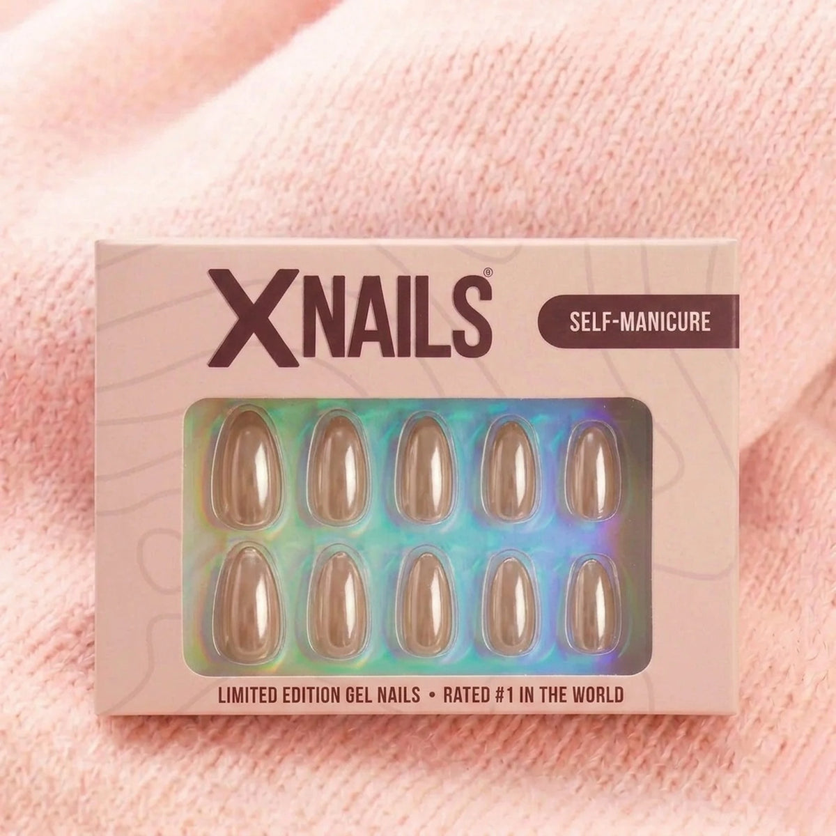 Pearly Perfection Press-on-Nägel in XNails Self-Manicure-Box